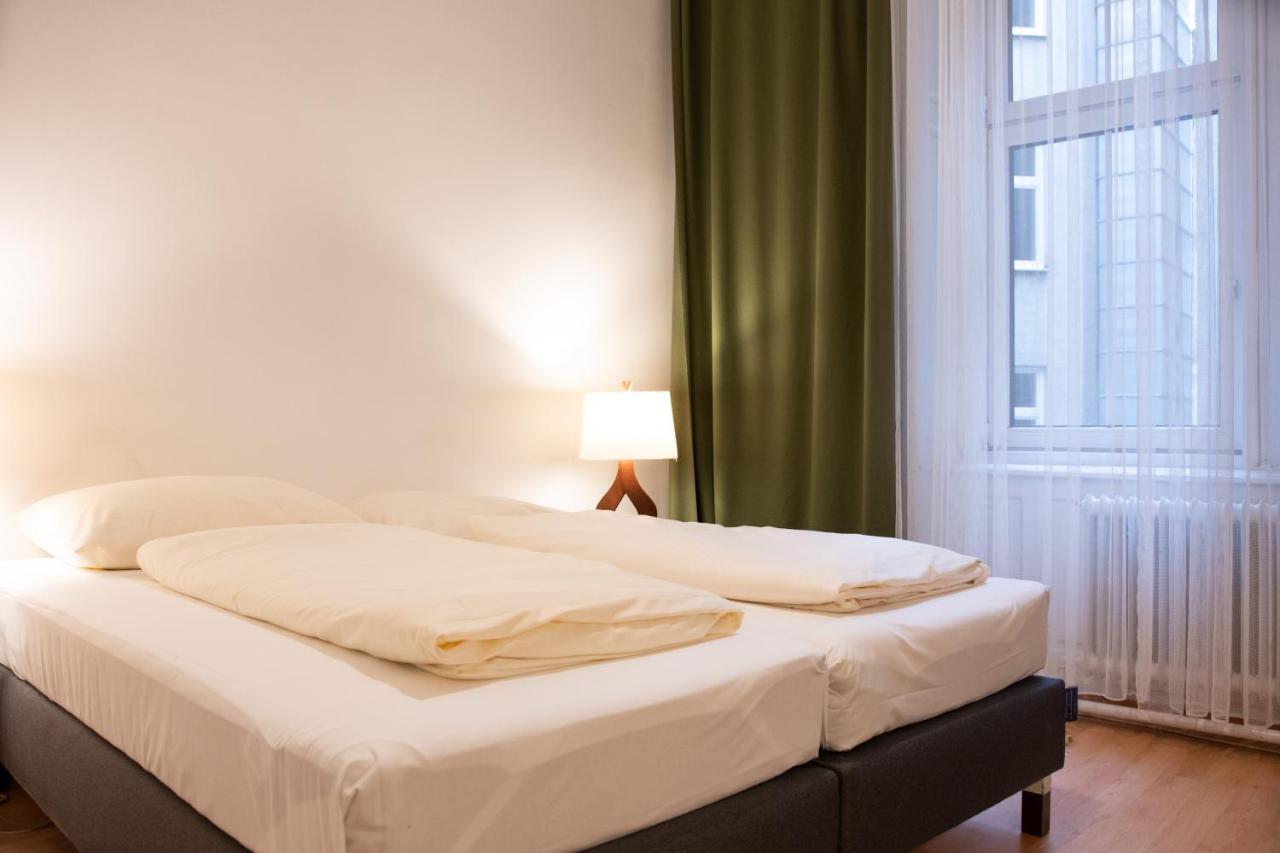 Pension Hotel Mariahilf Vienna Exterior photo