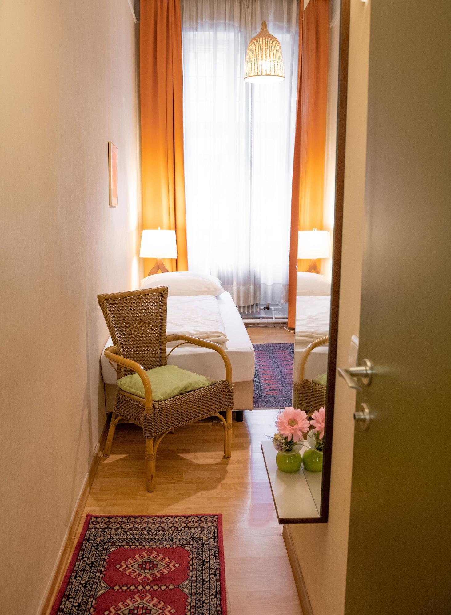 Pension Hotel Mariahilf Vienna Exterior photo