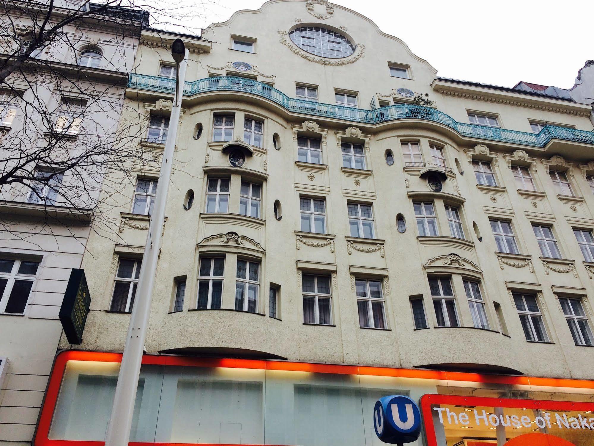 Pension Hotel Mariahilf Vienna Exterior photo